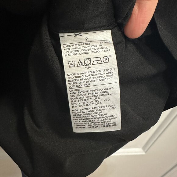 Banana Republic A-Line Navy Floral Mini Skirt - Size 2 - Picture 7 of 7